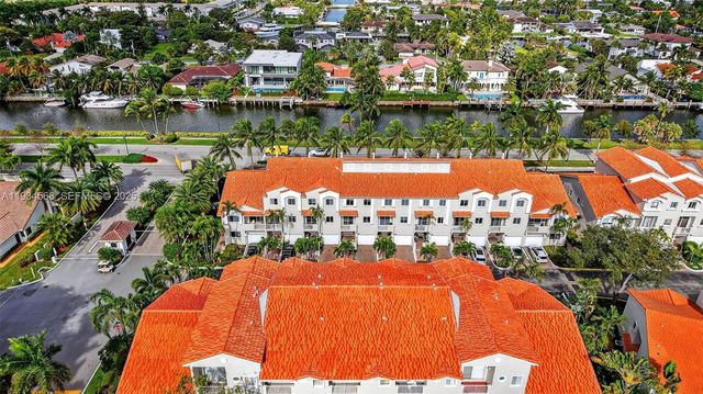 21399 Marina Cove Cir 14, Aventura, FL 33180