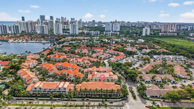 21399 Marina Cove Cir 14, Aventura, FL 33180