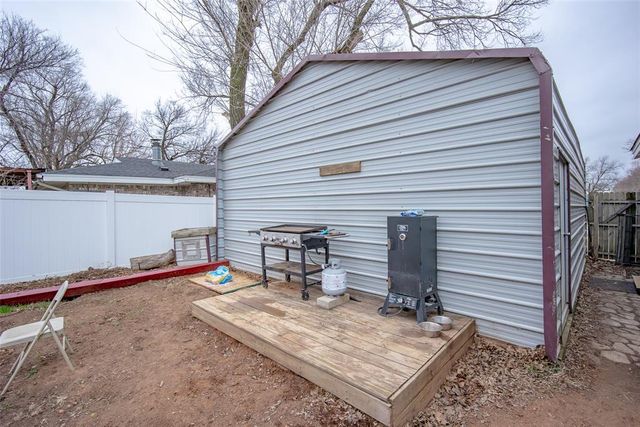511 N 2nd Street, Noble, OK 73068