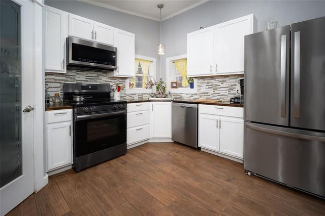 511 N 2nd Street, Noble, OK 73068