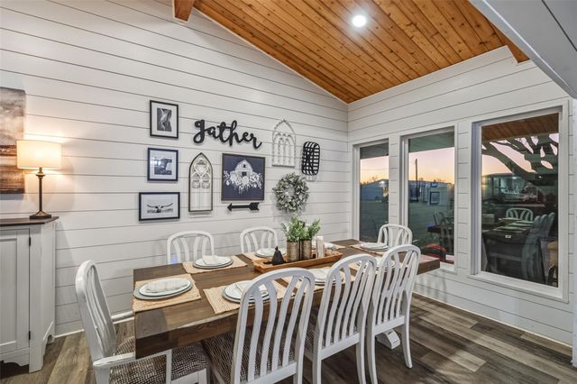 19989 Meadow Bend Road, Waller, TX 77484