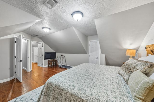 19989 Meadow Bend Road, Waller, TX 77484