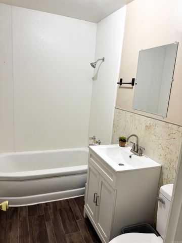 100 Lucy Street, Searcy, AR 72143