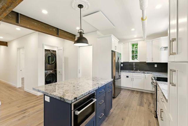 212 Eaton Road 1, San Mateo, CA 94402