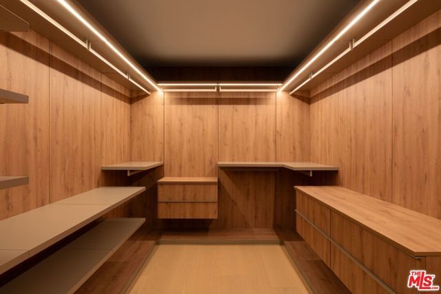 2608 Zorada Drive, Los Angeles, CA 90046