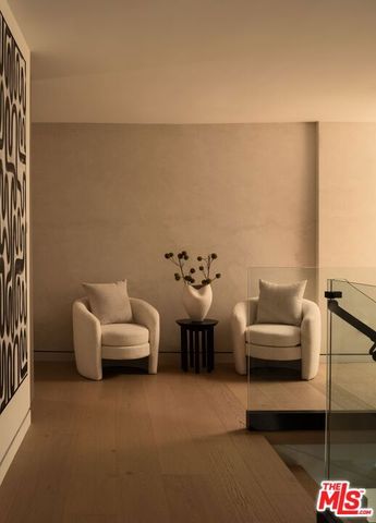 2608 Zorada Drive, Los Angeles, CA 90046