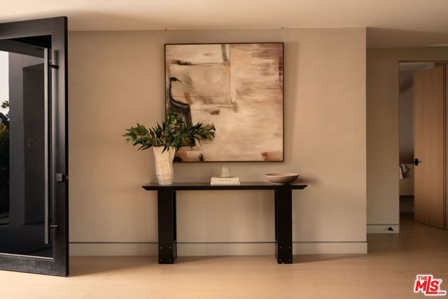 2608 Zorada Drive, Los Angeles, CA 90046