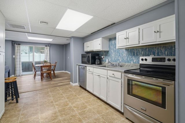 440 Meadowlark Dr., Surfside Beach, SC 29575