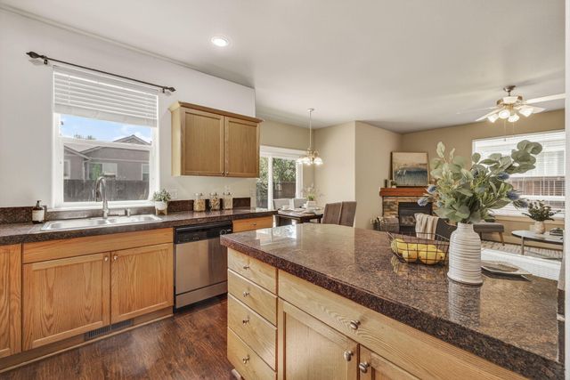 20575 Scarlet Sage Way, Bend, OR 97702