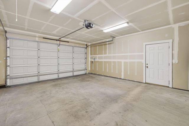 20575 Scarlet Sage Way, Bend, OR 97702
