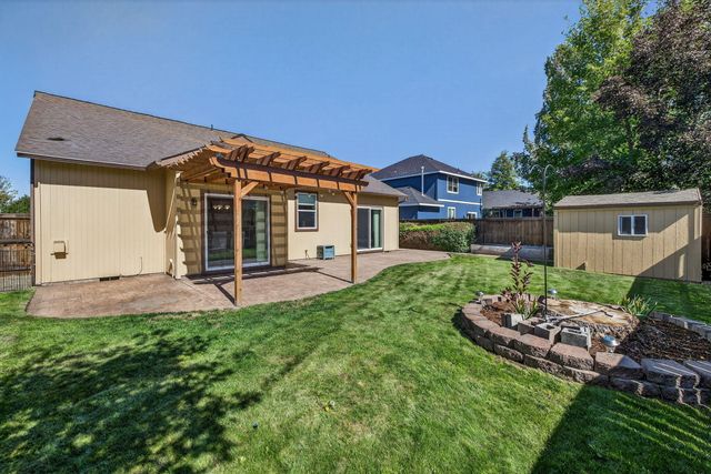 20575 Scarlet Sage Way, Bend, OR 97702