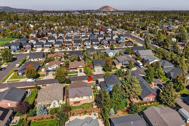 20575 Scarlet Sage Way, Bend, OR 97702
