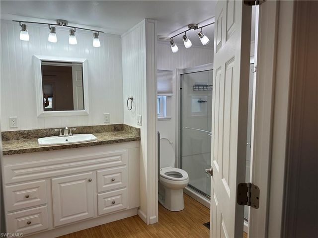 10 Blue Skys DR, Naples, FL 34104