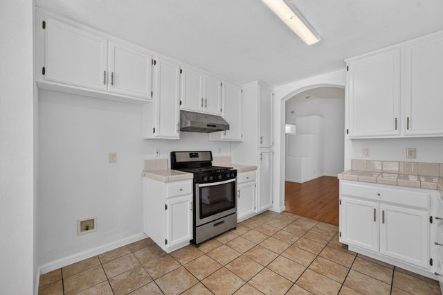 8458 Newby Way, Elk Grove, CA 95624