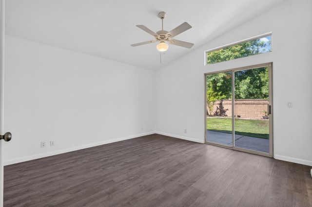 8458 Newby Way, Elk Grove, CA 95624