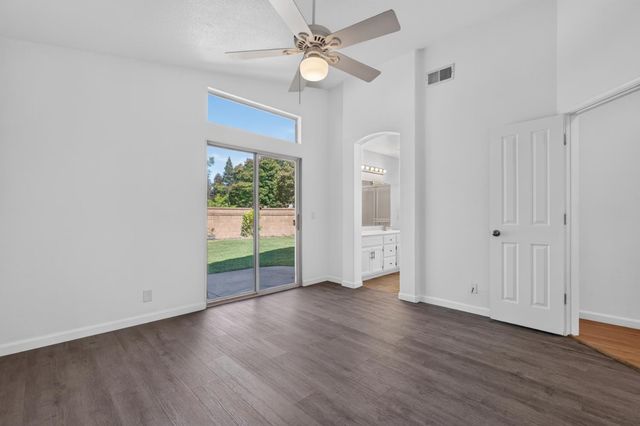 8458 Newby Way, Elk Grove, CA 95624