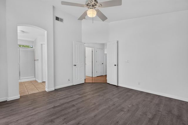 8458 Newby Way, Elk Grove, CA 95624