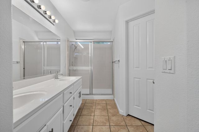 8458 Newby Way, Elk Grove, CA 95624
