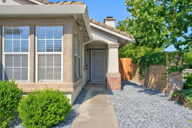 8458 Newby Way, Elk Grove, CA 95624