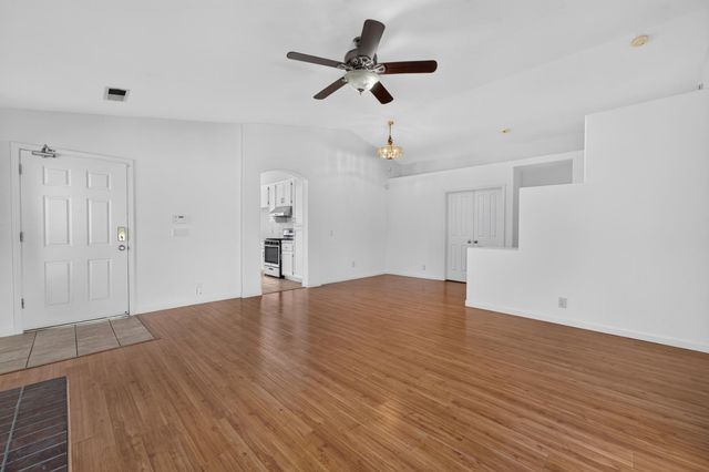 8458 Newby Way, Elk Grove, CA 95624