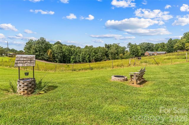 3740 Bennett Road, Morganton, NC 28655