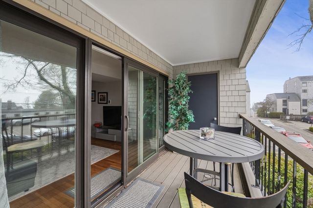 60 Brackett Pl D, Marblehead, MA 01945