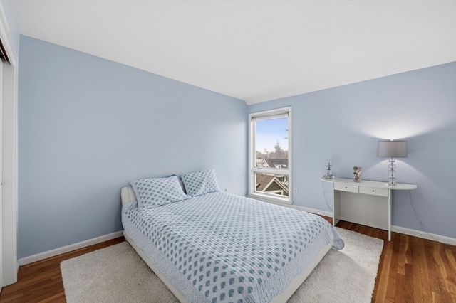 60 Brackett Pl D, Marblehead, MA 01945