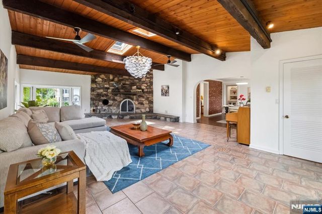 778 Oak Avenue, River Edge, NJ 07661