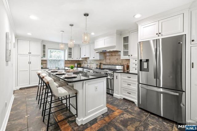 778 Oak Avenue, River Edge, NJ 07661