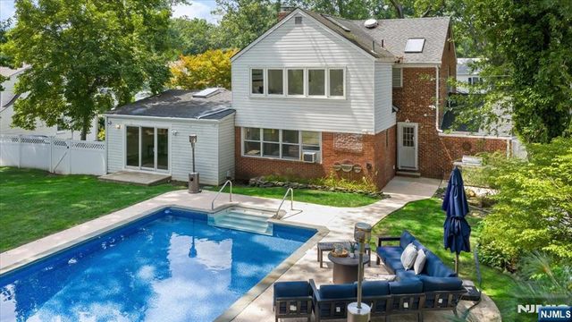 778 Oak Avenue, River Edge, NJ 07661