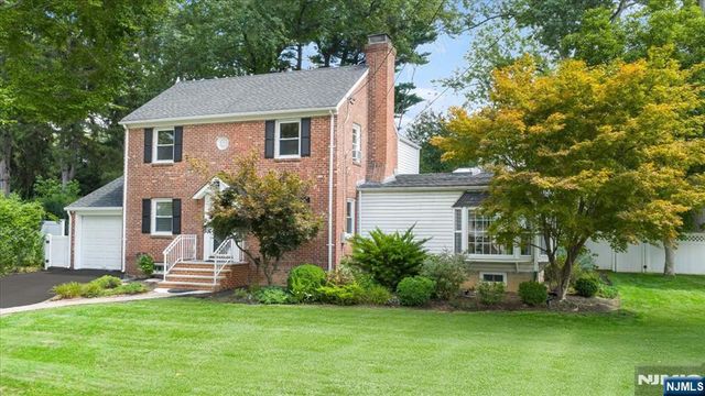778 Oak Avenue, River Edge, NJ 07661
