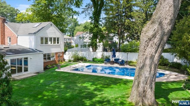778 Oak Avenue, River Edge, NJ 07661