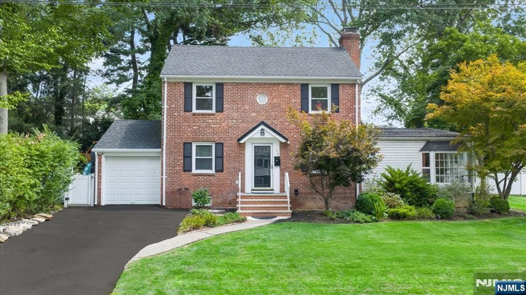 778 Oak Avenue, River Edge, NJ 07661
