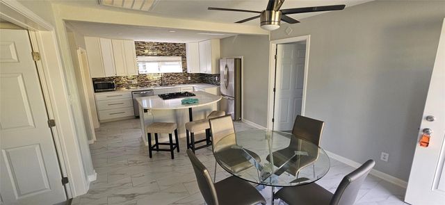 1643 Railroad Avenue, San Leon, TX 77539