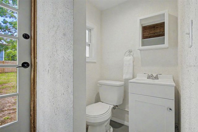 3936 3RD AVENUE N, St Petersburg, FL 33713