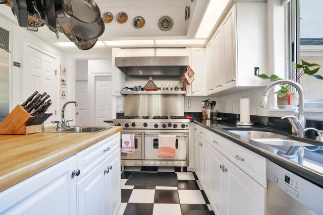 1451 HOLLINGSWORTH OAKS DRIVE, Lakeland, FL 33803