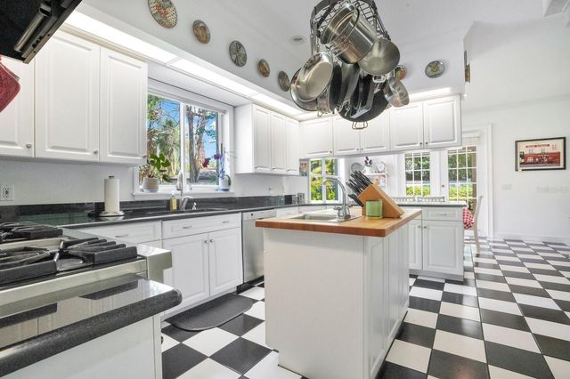 1451 HOLLINGSWORTH OAKS DRIVE, Lakeland, FL 33803