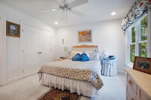 1451 HOLLINGSWORTH OAKS DRIVE, Lakeland, FL 33803