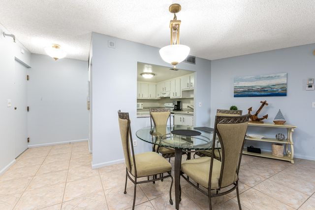 2800 N Ocean Drive A-2b, Singer Island, FL 33404