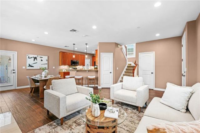 8643 Belmont, Cypress, CA 90630