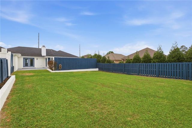 10670 Jeff Hamilton Road, Mobile, AL 36695