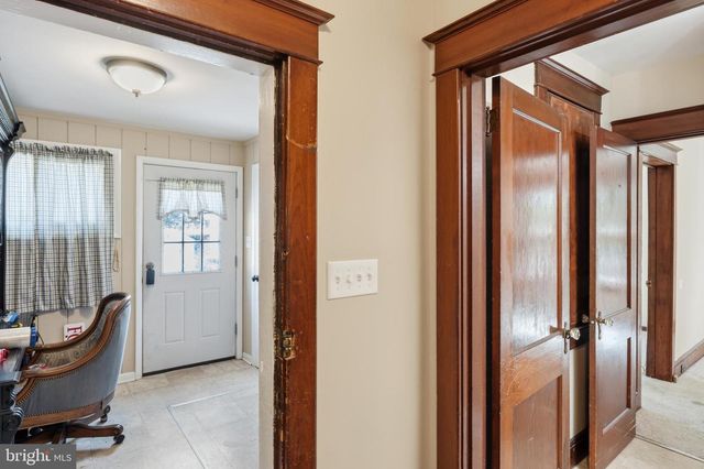 28733 RIDGE RD, Mount Airy, MD 21771