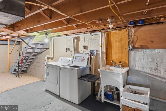 28733 RIDGE RD, Mount Airy, MD 21771