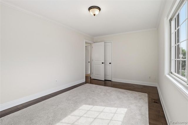 2084 Wabeek Hill Court, Bloomfield Hills, MI 48302