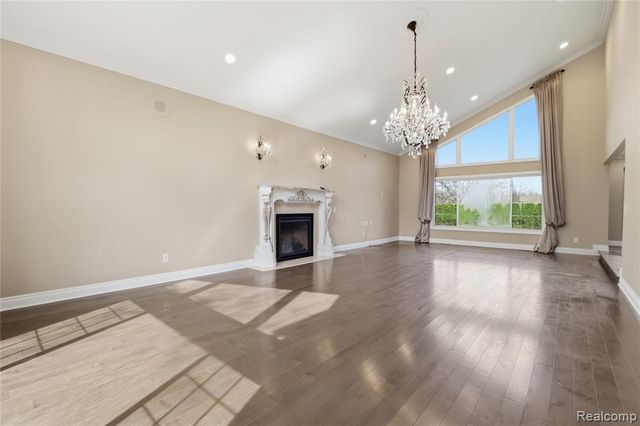 2084 Wabeek Hill Court, Bloomfield Hills, MI 48302