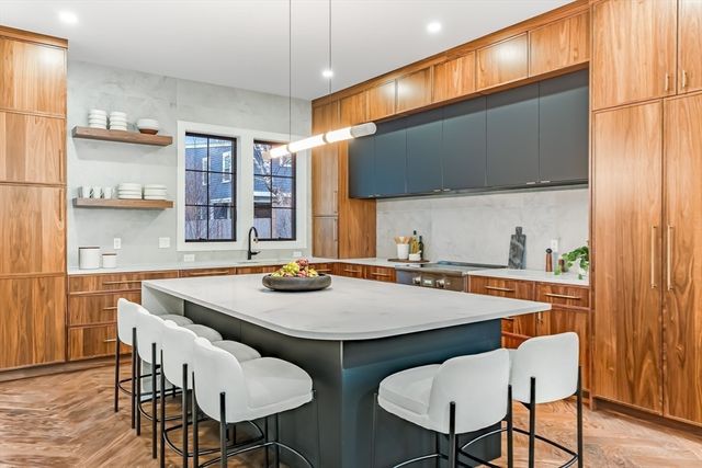 89 Parker Ave, Newton, MA 02461