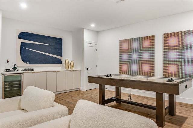 89 Parker Ave, Newton, MA 02461