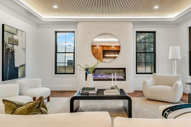 89 Parker Ave, Newton, MA 02461