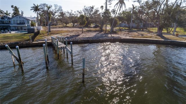 712 PALMA SOLA BOULEVARD, Bradenton, FL 34209