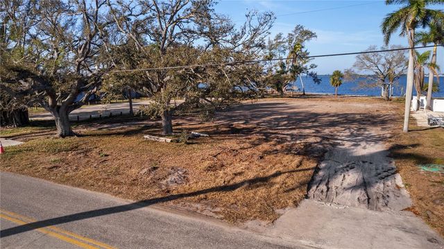 712 PALMA SOLA BOULEVARD, Bradenton, FL 34209